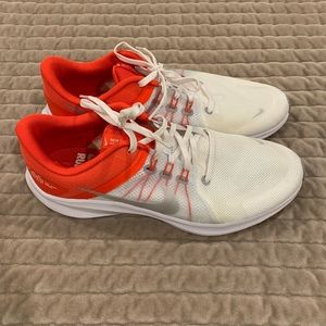 Men’s Nike sneaker